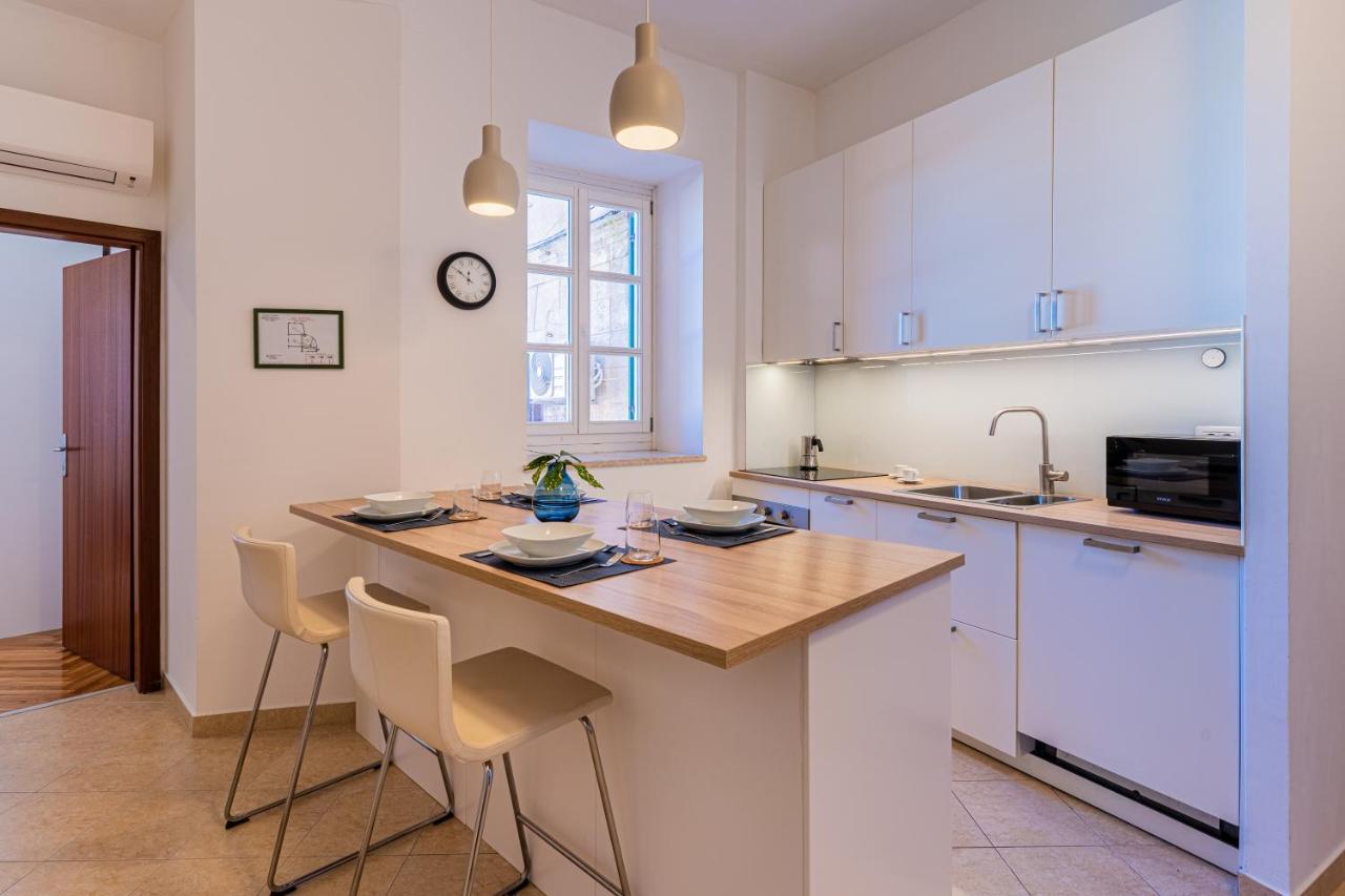 Ferienwohnung House Catania Mali Lošinj Exterior foto